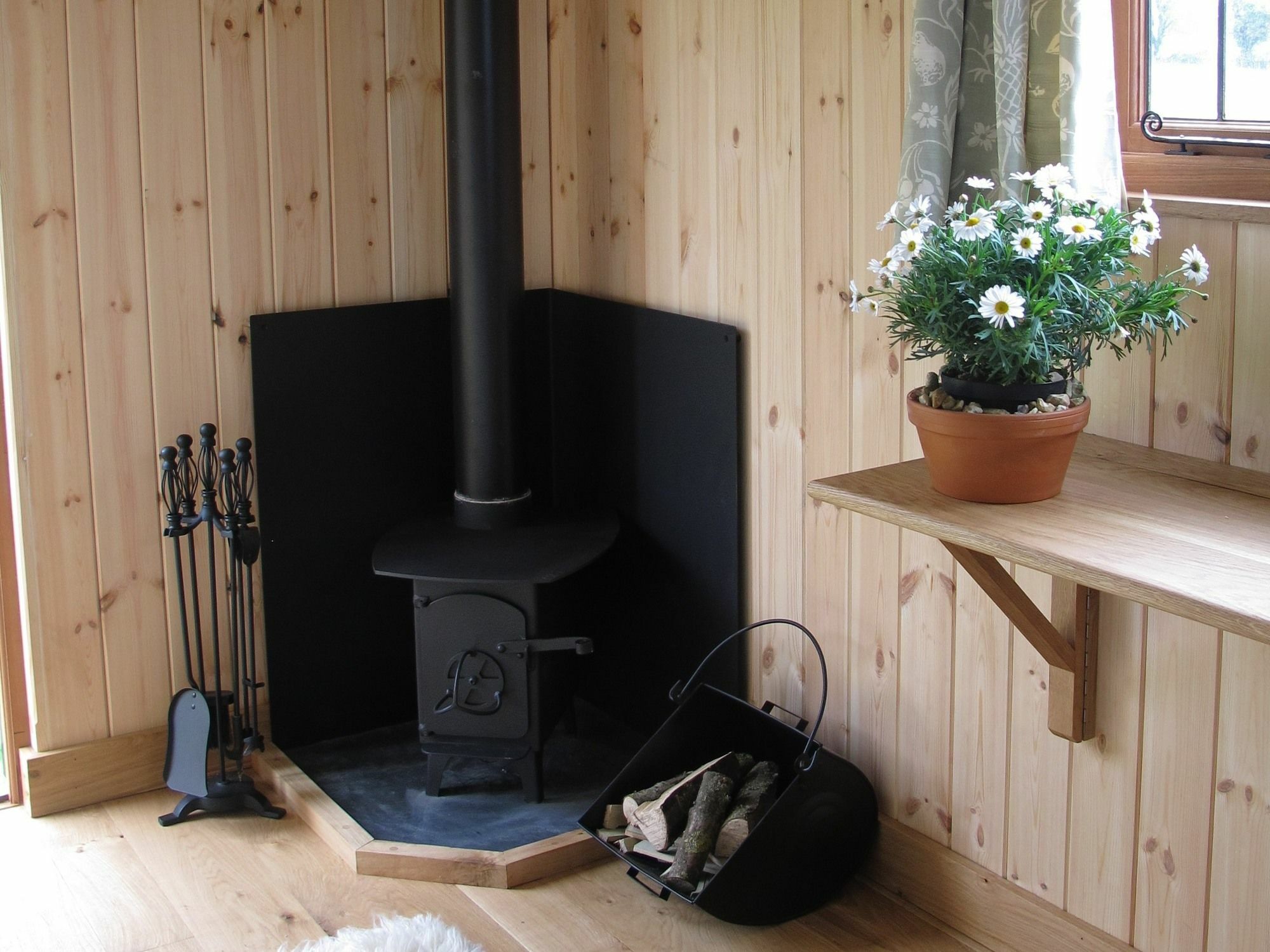 Marshwood Farm B&B And Shepherds Hut Dinton  Exteriör bild